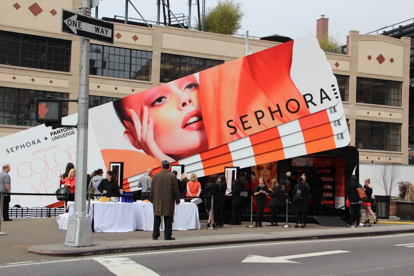 pop up shephora shop